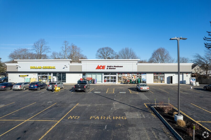 96 Taunton Ave, Seekonk, MA à vendre - Photo de l’immeuble – Image 2 sur 5