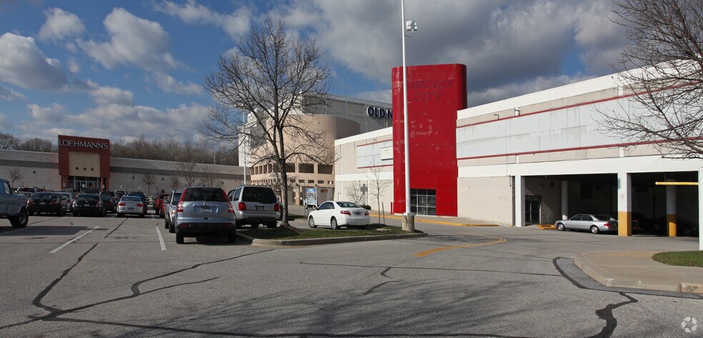 W Ridgely Rd, Lutherville Timonium, MD à louer - Photo de l’immeuble – Image 1 sur 3