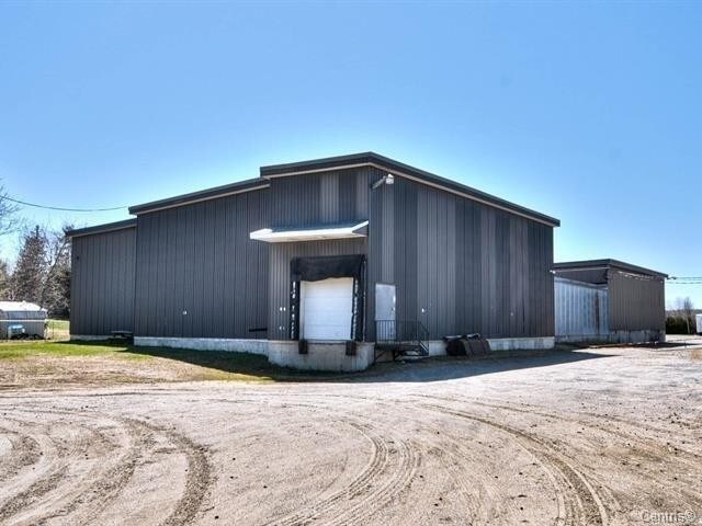 267 Rue Marie-Claude, Plaisance, QC à louer - Photo de l’immeuble – Image 2 sur 16