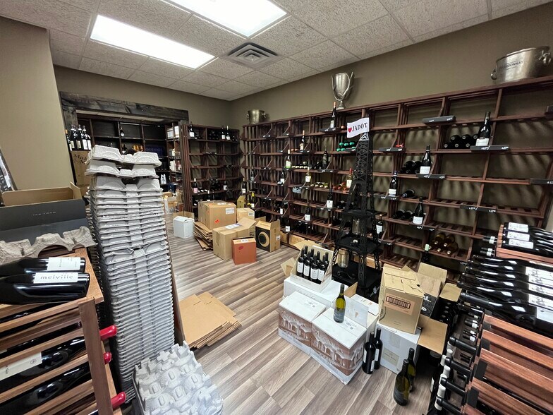 910 Sherwood Dr, Lake Bluff, IL à louer - Photo intérieure – Image 3 sur 7