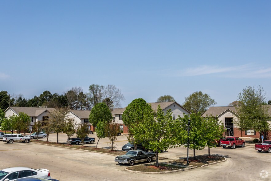 141 Market St, Monticello, AR à vendre - Photo de l’immeuble – Image 3 sur 31