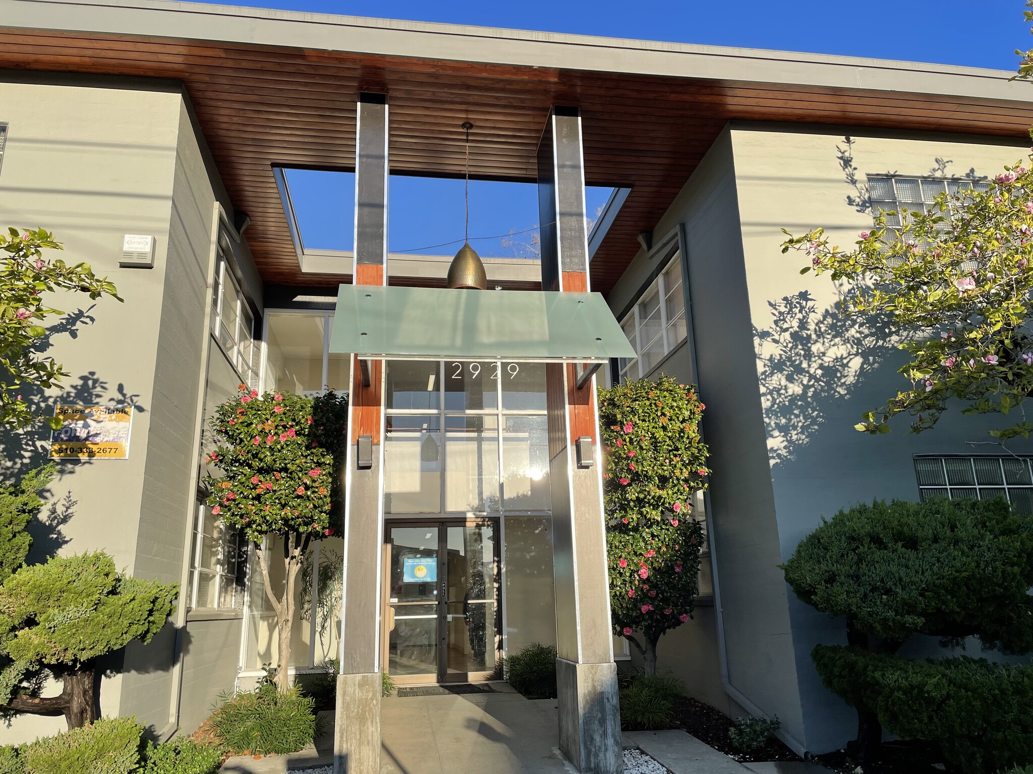 2929 Summit St, Oakland, CA à louer Photo principale– Image 1 sur 12