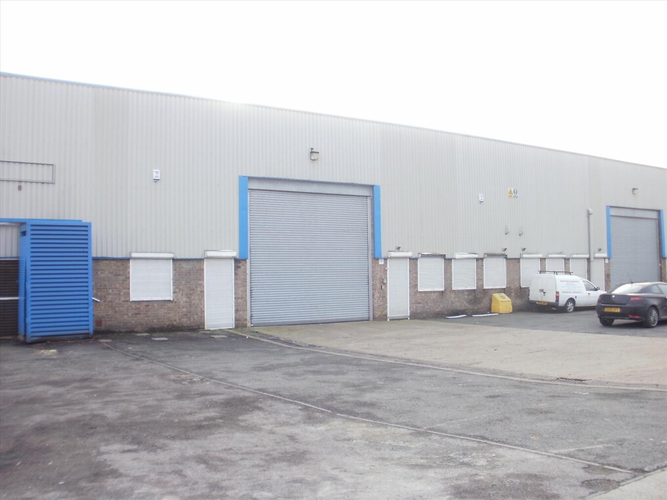 Repton Clos, Basildon à louer Photo principale– Image 1 sur 3