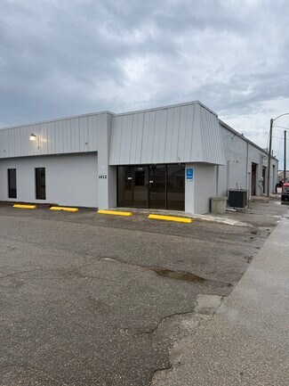 Plus de détails pour 1412-1414 Viscaya Pky, Cape Coral, FL - Industriel/Logistique à louer