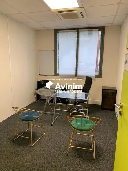 Bureau dans Grenoble à louer - Photo intérieure – Image 2 sur 8