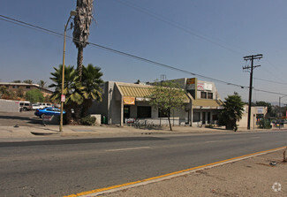 Plus de détails pour 12295 Osborne St, Pacoima, CA - Local commercial à louer