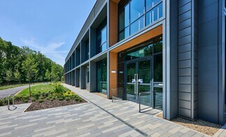 Plus de détails pour 19 Bourn Quarter, Bourn - Industriel/Logistique à louer