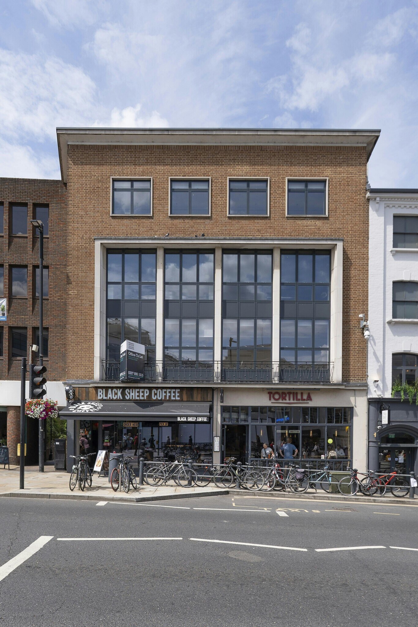 Kew Rd, Richmond à louer Photo de l’immeuble– Image 1 sur 10