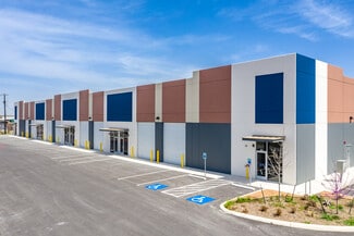 Plus de détails pour 9702 Ball St, San Antonio, TX - Industriel/Logistique à louer