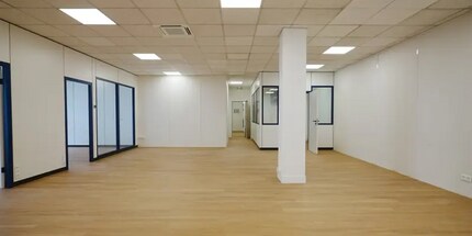 155 Rue Du Docteur Bauer, Saint-Ouen-sur-Seine à louer Photo intérieure– Image 2 sur 12