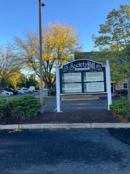 1874 E Marlton Pike, Cherry Hill, NJ à louer - Photo de l’immeuble – Image 3 sur 4