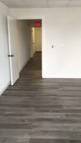 429 S Tyndall Pky, Panama City, FL à louer - Vidéo sur l’annonce professionnelle – Image 2 sur 6
