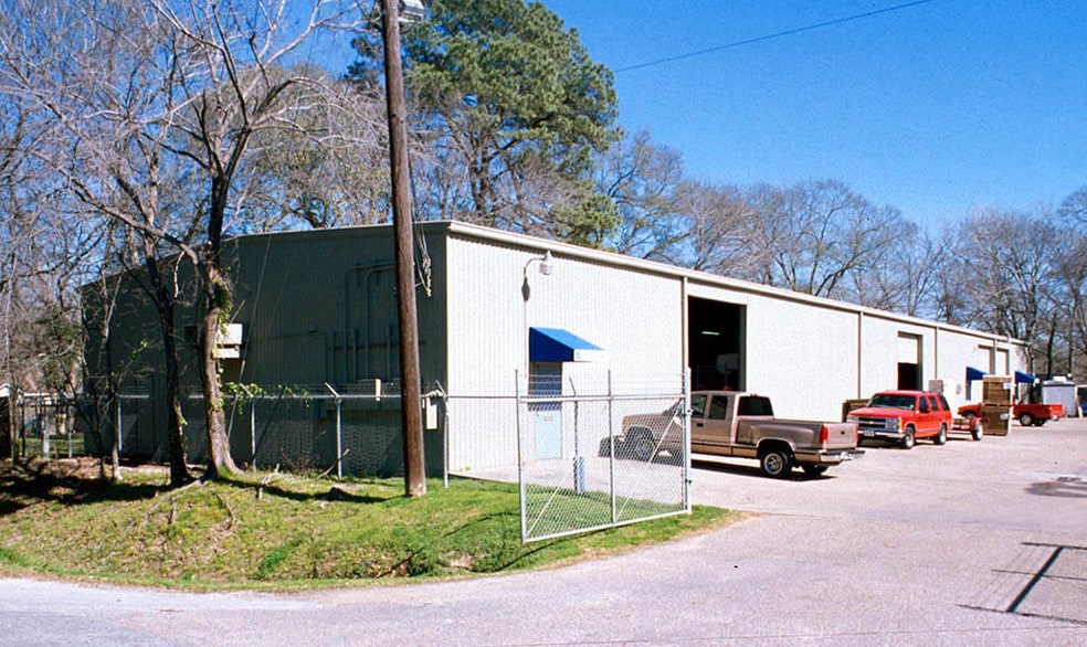 301 Bennington St, Houston, TX à louer - Autre – Image 2 sur 12