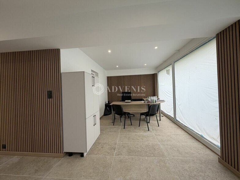 Bureau dans Bourges à vendre - Photo intérieure – Image 2 sur 3