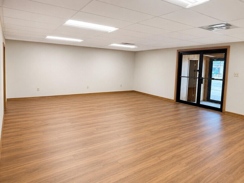 108 E Lipan Dr, Lipan, TX à vendre - Photo de l’immeuble – Image 2 sur 7