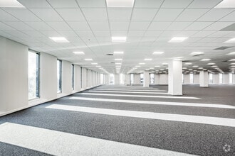 Bird Hall Ln, Stockport à louer Photo intérieure– Image 2 sur 12