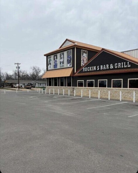 1401 Texas 16, Graham, TX à vendre - Photo de l’immeuble – Image 2 sur 9