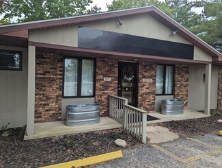 Plus de détails pour 1820 McKinley Ave, Charleston, IL - Local commercial à louer