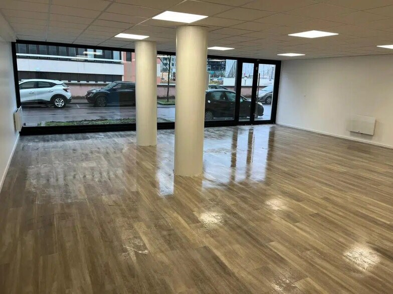 Local commercial dans Metz à vendre - Photo de l’immeuble – Image 3 sur 3