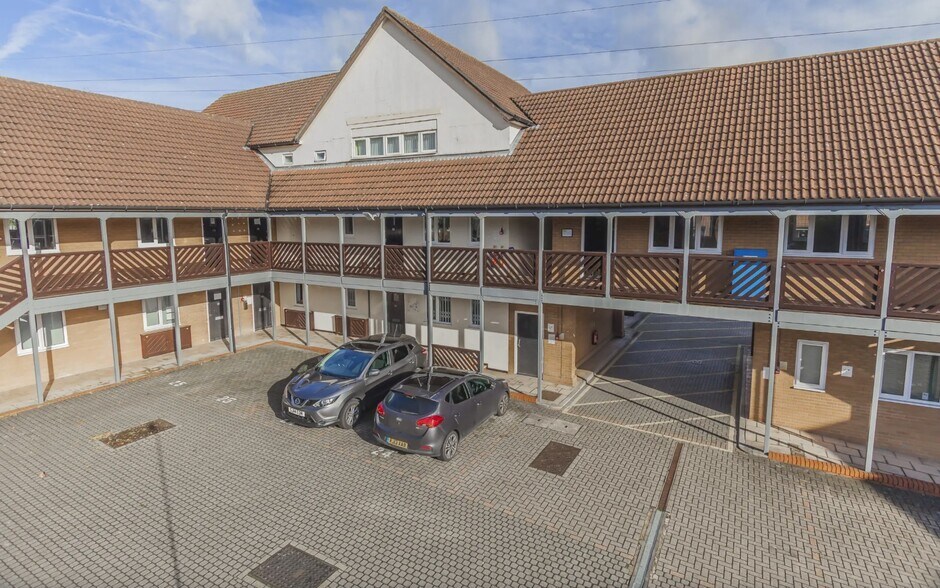 Woodlands, Bradley Stoke à vendre - Photo principale – Image 1 sur 13