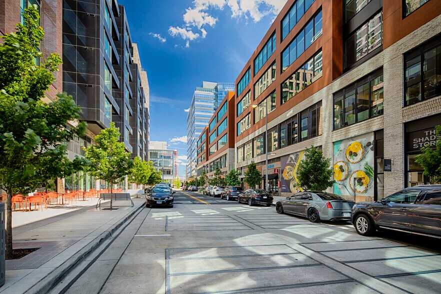 1640 Boro Pl, McLean, VA à louer - Photo de l’immeuble – Image 2 sur 8