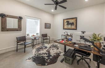 9006 County Road 6820, Lubbock, TX à louer Photo intérieure– Image 2 sur 36