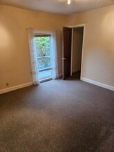 633 Cherry St, Santa Rosa, CA à louer Photo intérieure– Image 2 sur 4