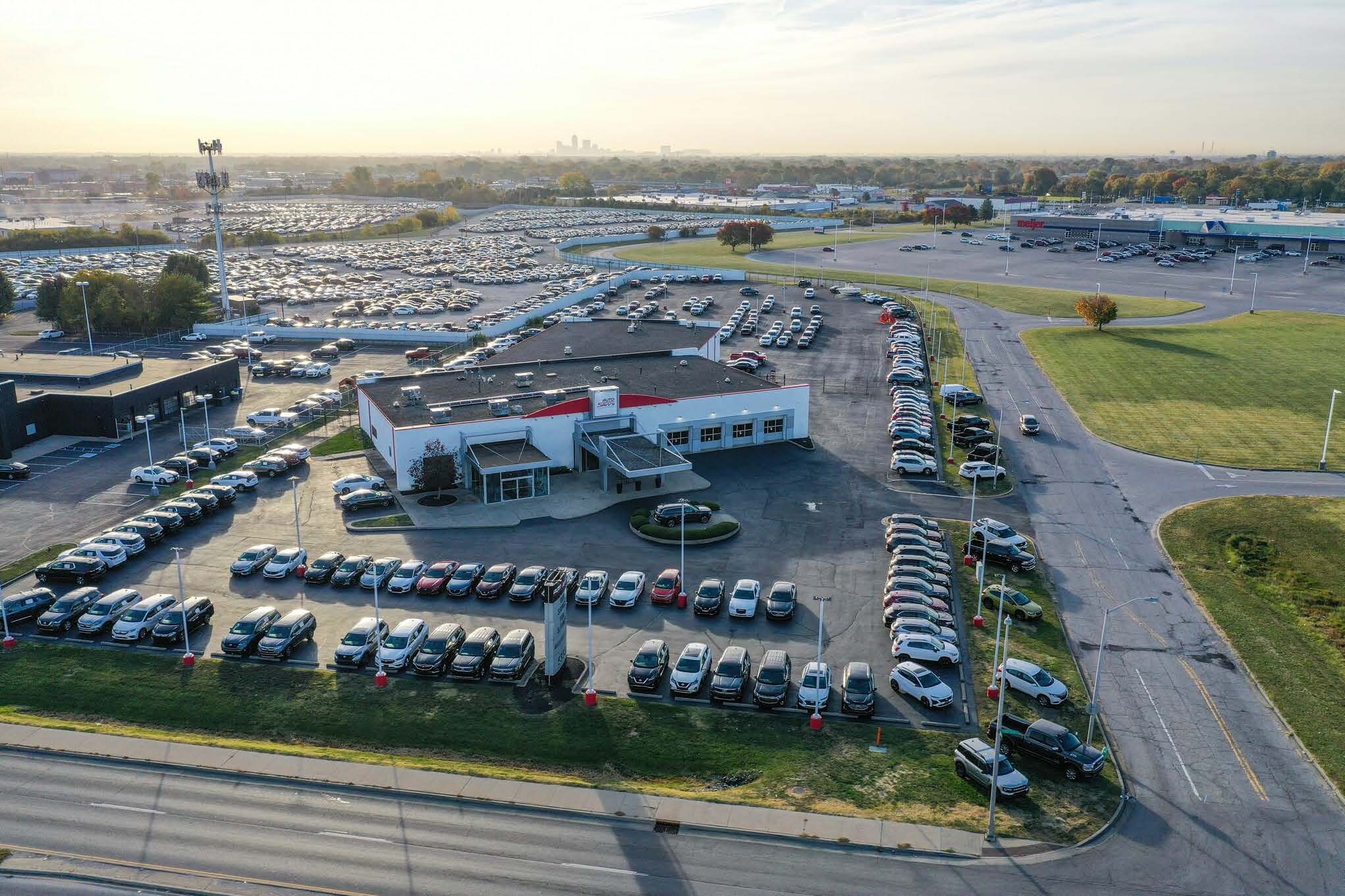 5333 W Pike Plaza Rd, Indianapolis, IN à vendre Photo principale– Image 1 sur 3