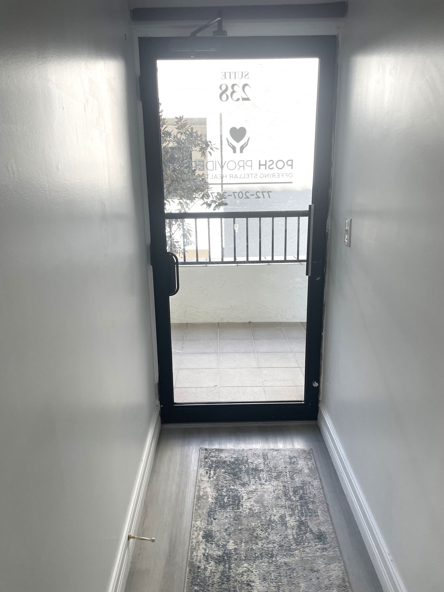 1111 SE Federal Hwy, Stuart, FL à louer Photo intérieure– Image 1 sur 4