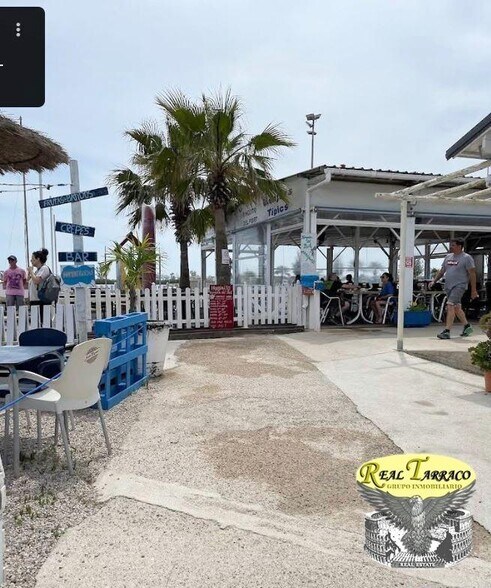 Local commercial dans Deltebre, Tarragona à louer - Photo de l’immeuble – Image 3 sur 5