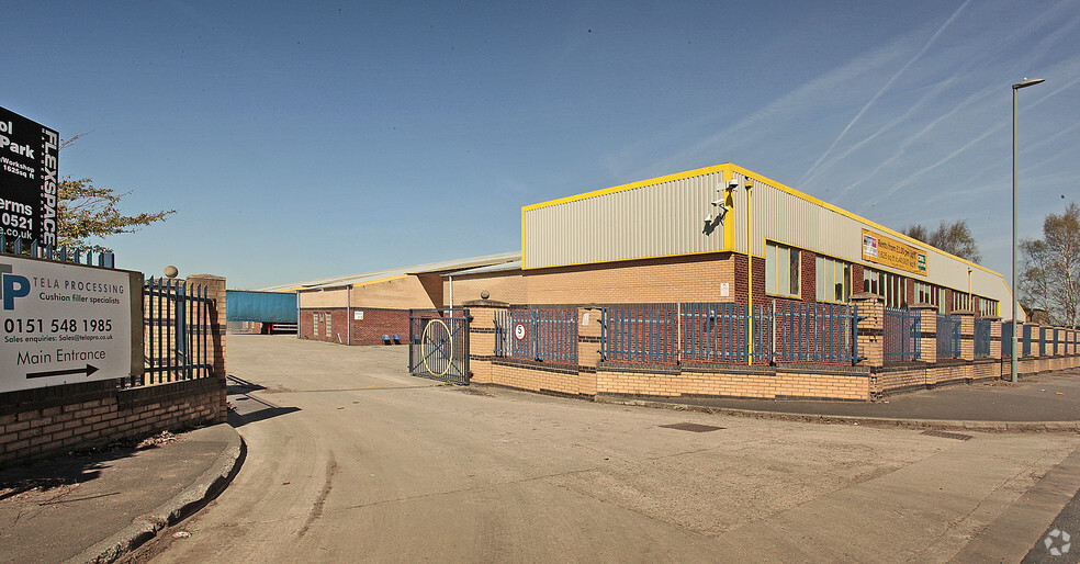 Kirkby Bank Rd, Liverpool à louer - Photo de l’immeuble – Image 3 sur 5