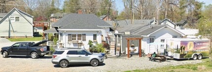 1596 Greenville Hwy, Hendersonville, NC à louer Photo intérieure– Image 2 sur 4