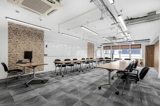 Plus de détails pour 15 Northburgh St, Londres - Bureau à louer