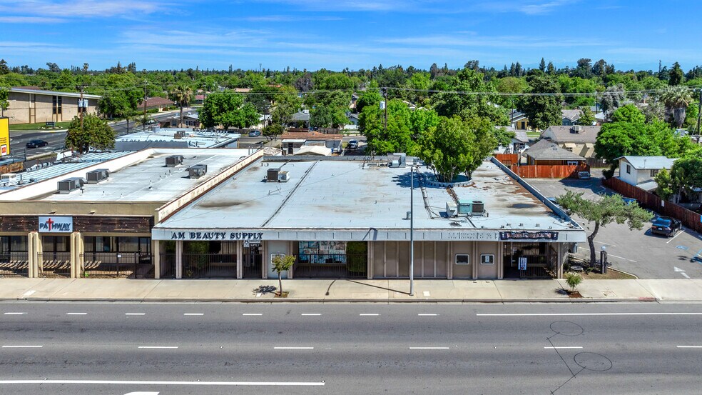 325-335 E Shields Ave, Fresno, CA à vendre - Photo de l’immeuble – Image 2 sur 28