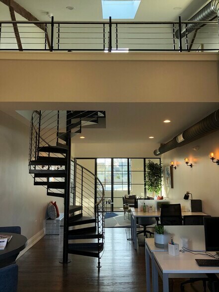 23 Emmons St, Long Branch, NJ à louer - Photo de l’immeuble – Image 3 sur 9