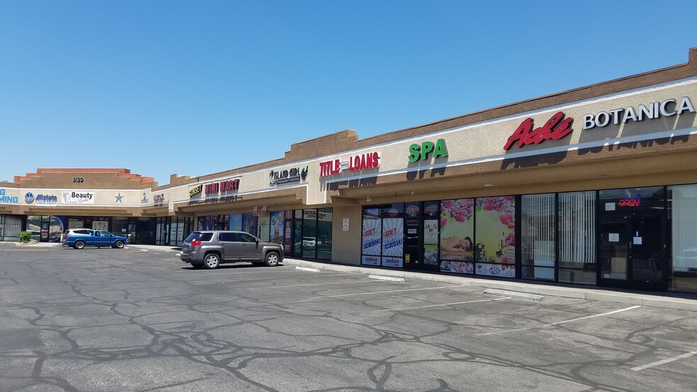 3160 E Desert Inn Rd, Las Vegas, NV à louer - Photo de l’immeuble – Image 1 sur 6