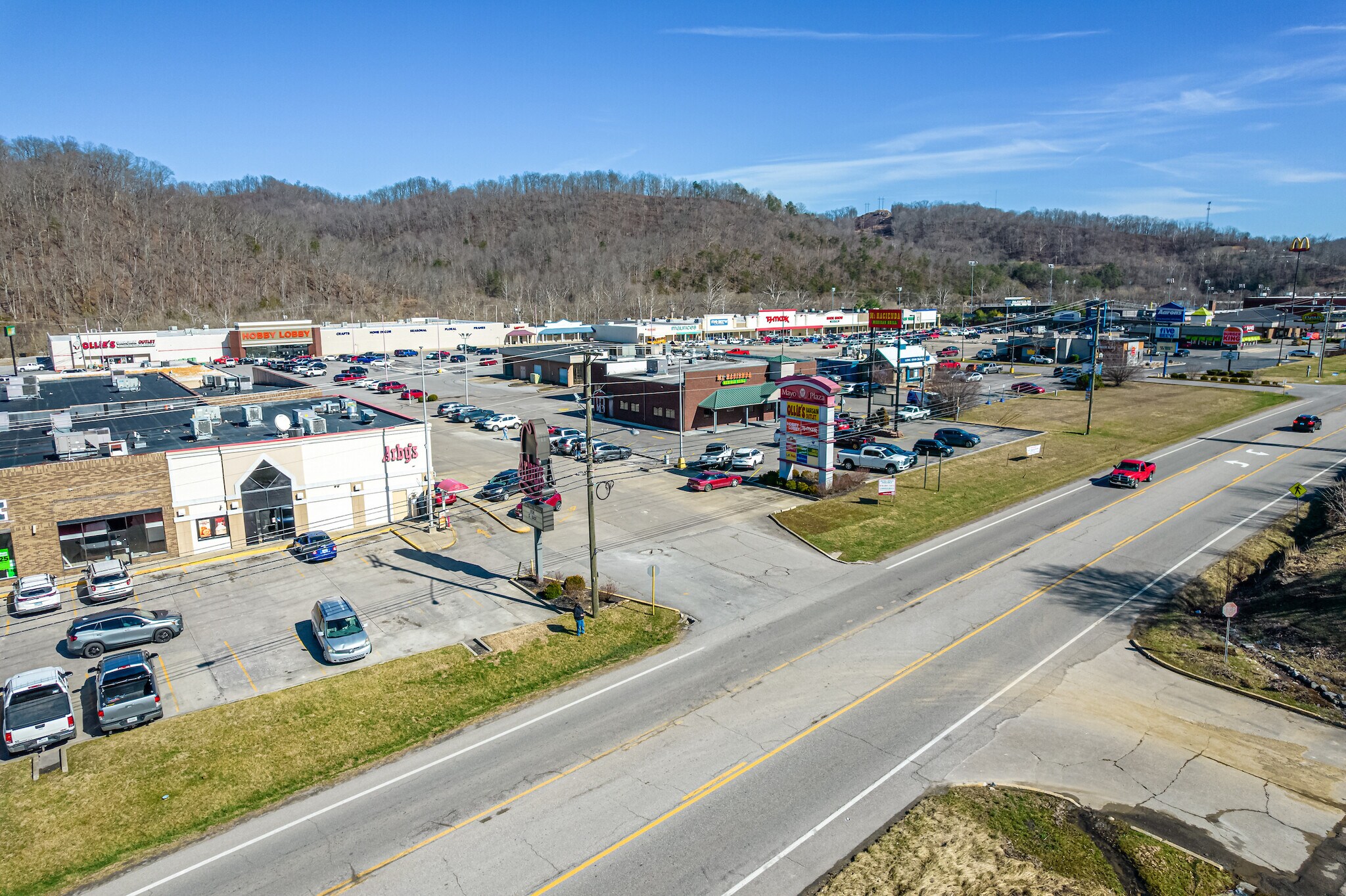 309-419 KY-321, Paintsville, KY à louer Photo principale– Image 1 sur 19