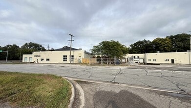 1919 E Us Highway 12, Michigan City, IN à louer Photo intérieure– Image 2 sur 8