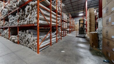 1055 Clark Blvd, Brampton, ON à louer Numérisation 3D Matterport– Image 1 sur 9