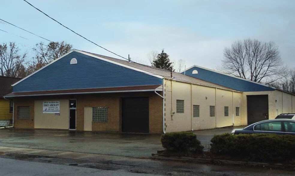 378 S Van Buren St, Barberton, OH à louer - Photo de l’immeuble – Image 1 sur 22