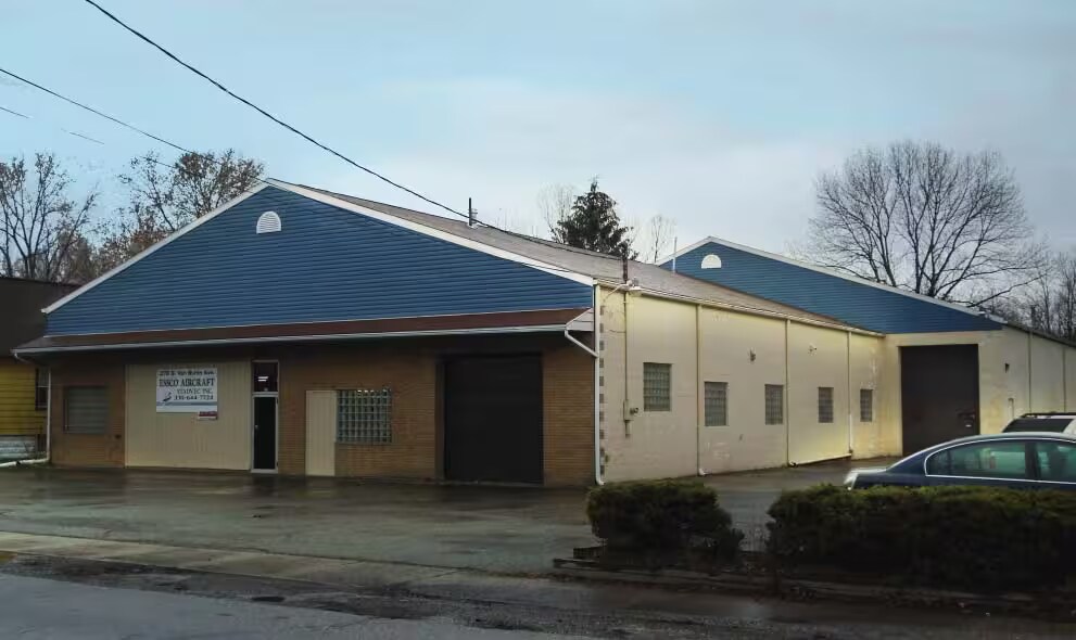 378 S Van Buren St, Barberton, OH à louer Photo de l’immeuble– Image 1 sur 23