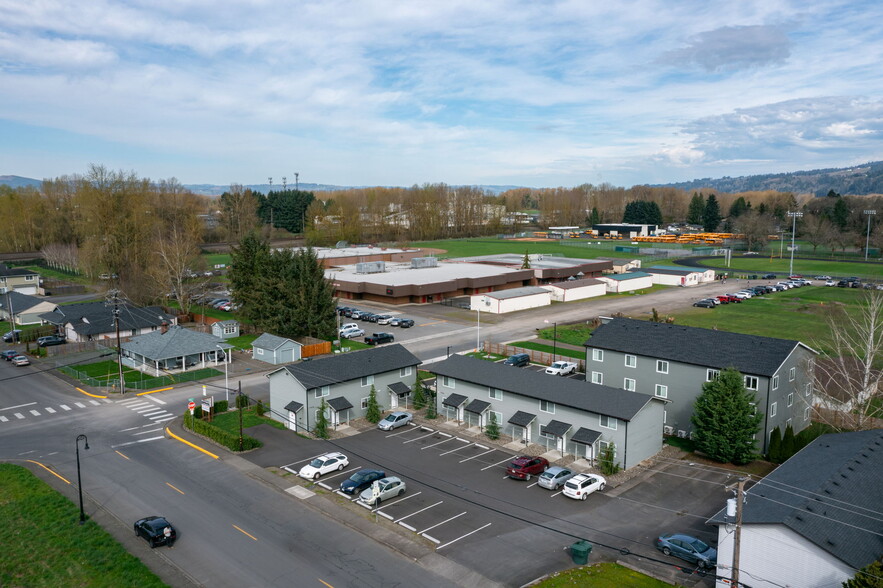 560 Bozarth Ave, Woodland, WA à vendre - Photo de l’immeuble – Image 2 sur 20