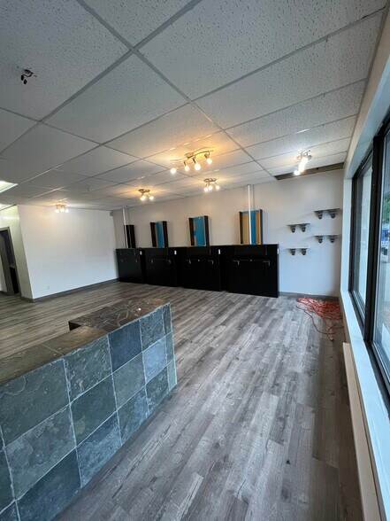 6160 Rue Rodrigue, Terrebonne, QC à louer - Photo intérieure – Image 2 sur 9