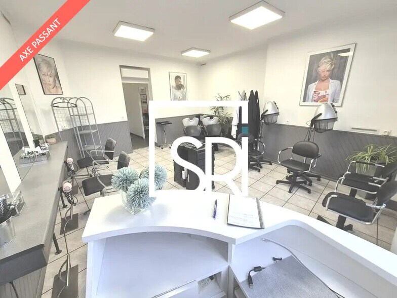 Local commercial dans Clermont-Ferrand à vendre - Photo de l’immeuble – Image 3 sur 12