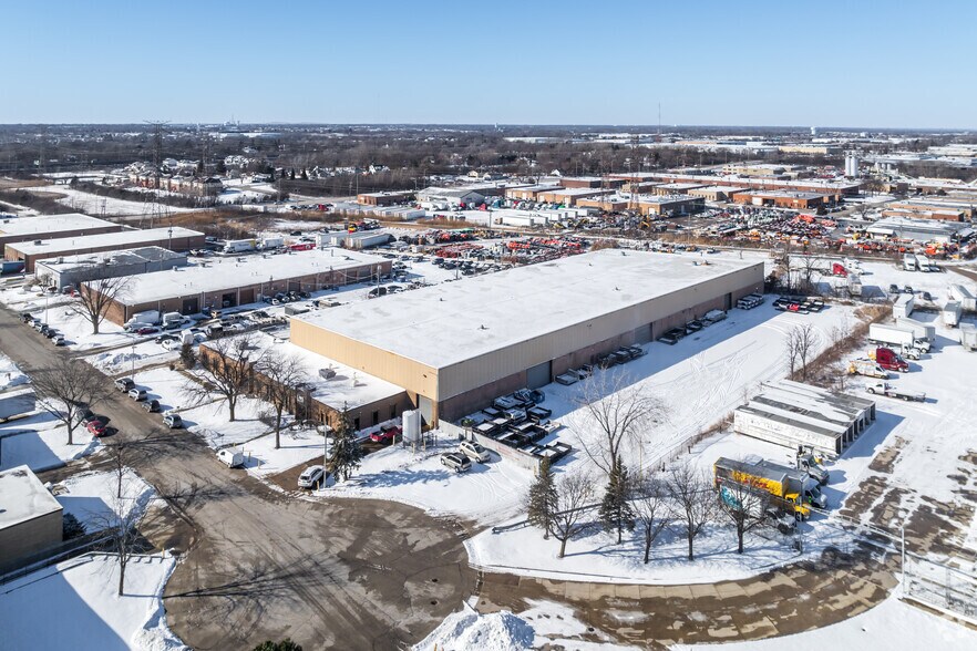 1700 W Cortland Ct, Addison, IL à louer - Aérien – Image 2 sur 5