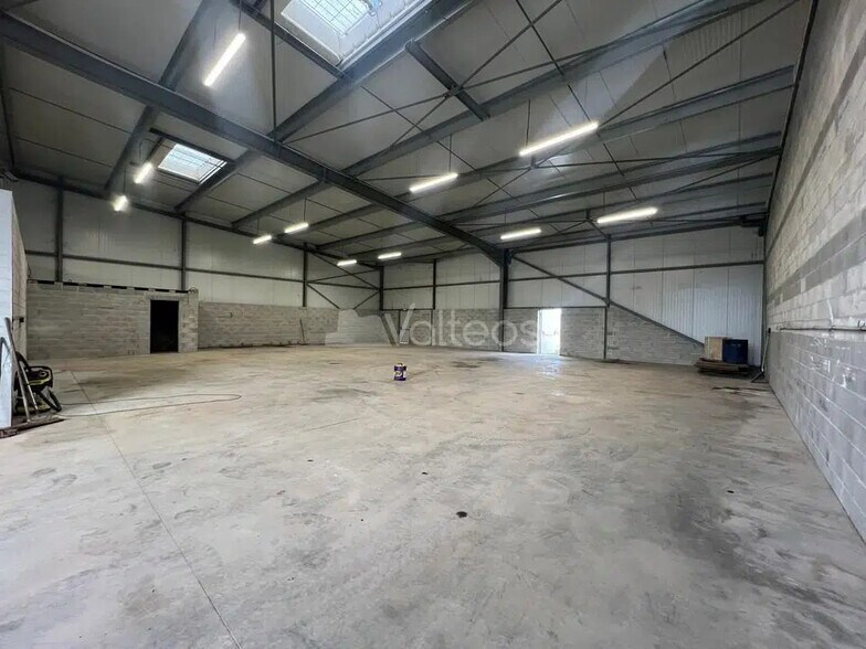 Bureau dans Villeneuve-Tolosane à louer - Photo intérieure – Image 3 sur 6