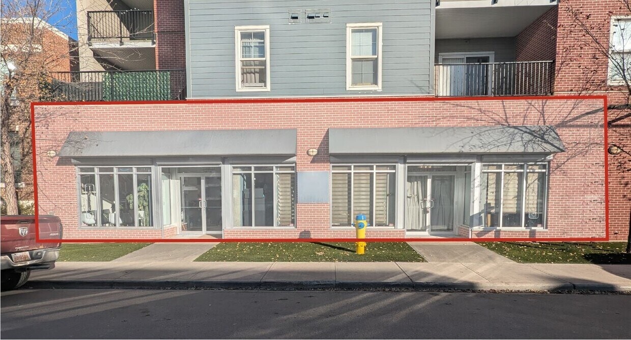 10416 81st Ave NW, Edmonton, AB T6E 1X4 - Lot 40 - - Photo intérieure - Image 1 of 7