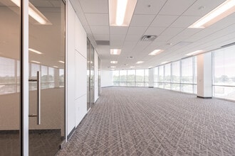 4509 Creedmoor Rd, Raleigh, NC à louer Photo intérieure– Image 1 sur 26