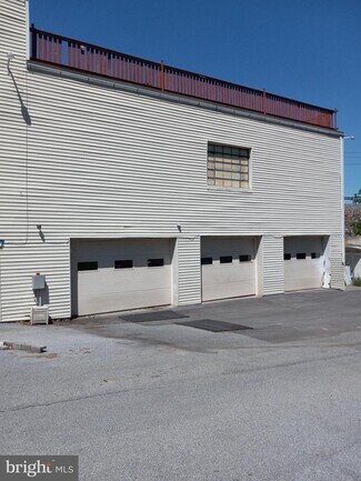 Plus de détails pour 1160 S State St, Ephrata, PA - Local d’activités à vendre