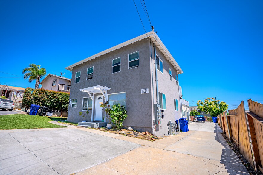 6737-43 Thomson Ct, San Diego, CA à vendre - Photo de l’immeuble – Image 3 sur 27
